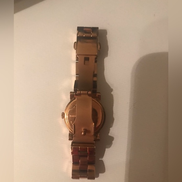 « ROSE GOLD » Marc Jacobs watch- Small Wrist only - Picture 4 of 4